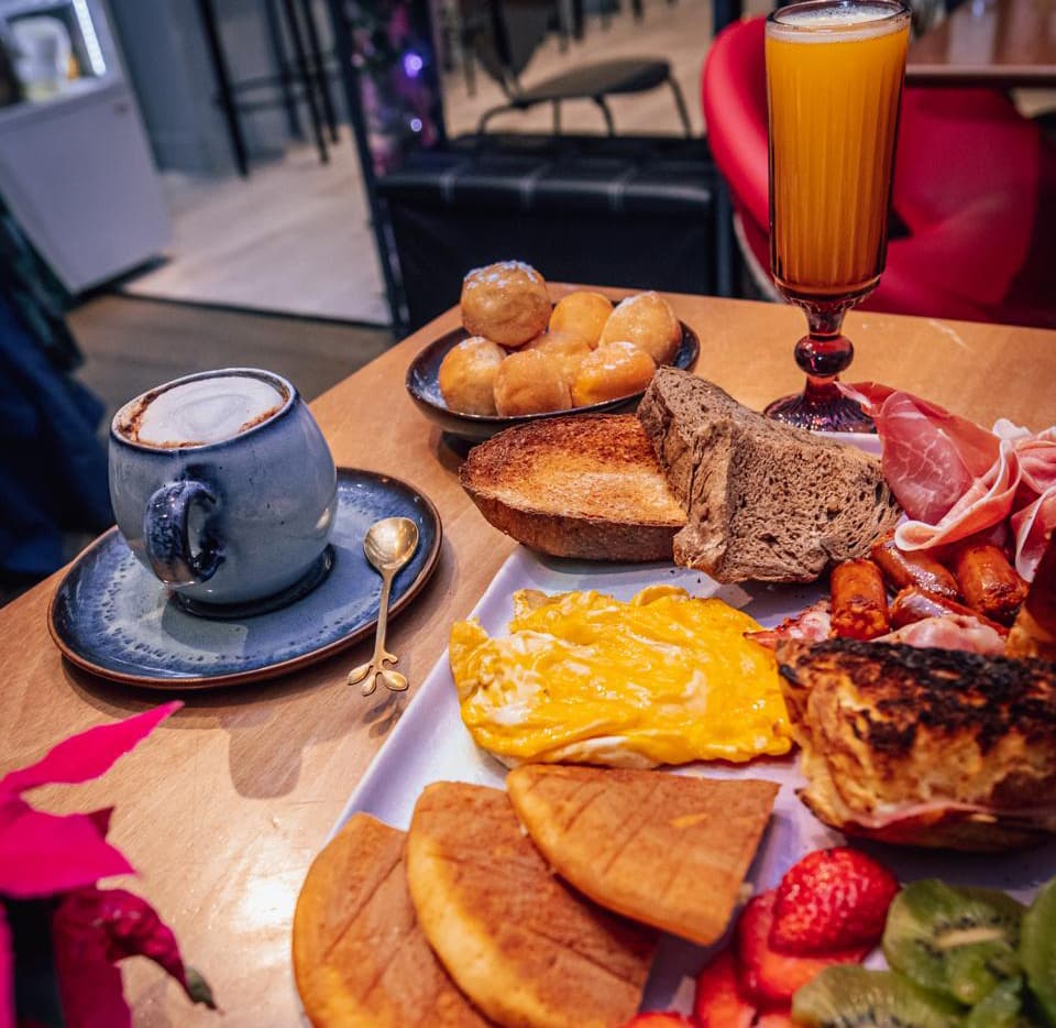 Ven a probar nuestro delicioso brunch  